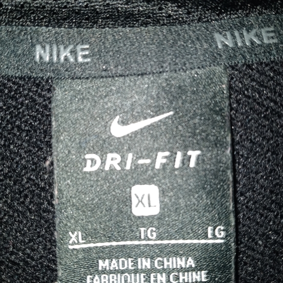 Nike Jacket with Hood - Picture 5 of 7